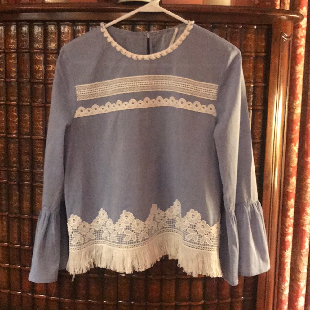 Tahari summer blouse